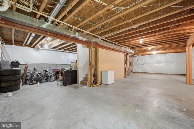 514 SLEIGH DR, Cross Junction, VA 22625