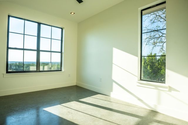 128 Private Road 142, Lampasas, TX 76550