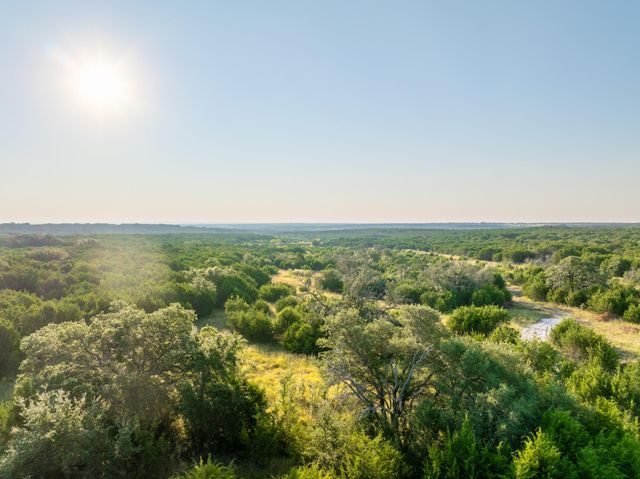128 Private Road 142, Lampasas, TX 76550