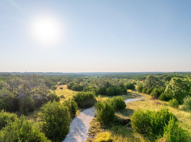 128 Private Road 142, Lampasas, TX 76550