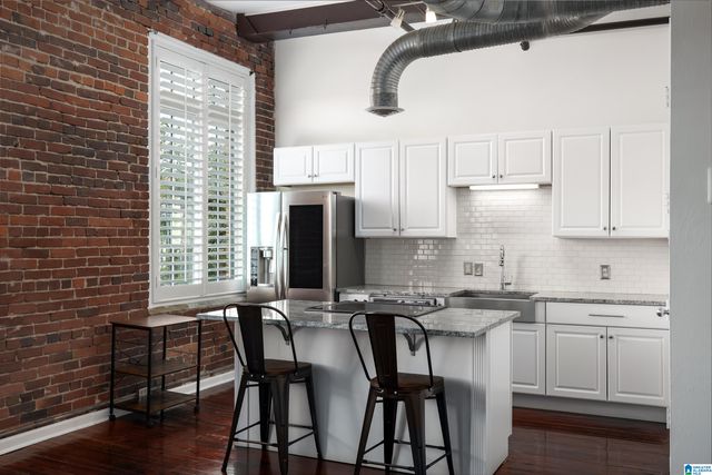 2301 1st Ave N Apt 203, Birmingham, AL 35203