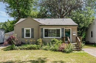 26332 Brettonwoods Street, Madison Heights, MI 48071