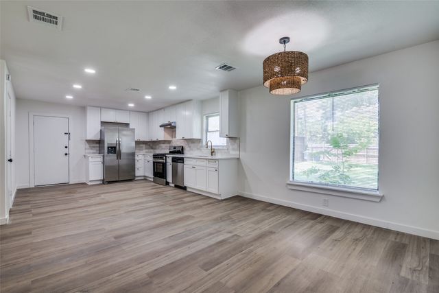 2715 Tolosa Drive, Dallas, TX 75228