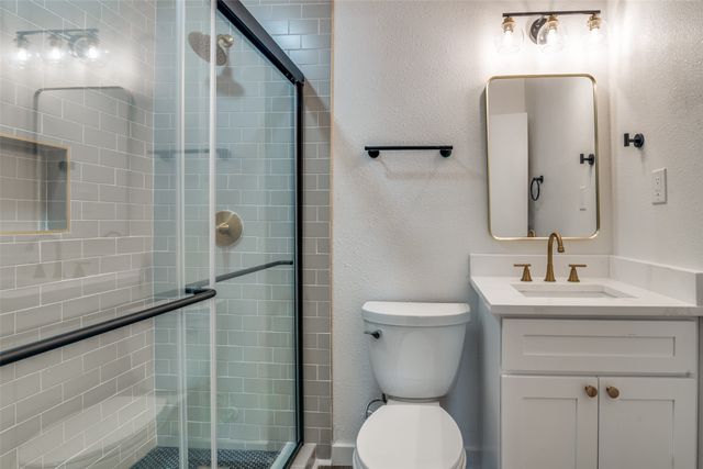 2715 Tolosa Drive, Dallas, TX 75228