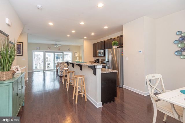 13005 Bowline Ln Unit 1, Ocean City, MD 21842