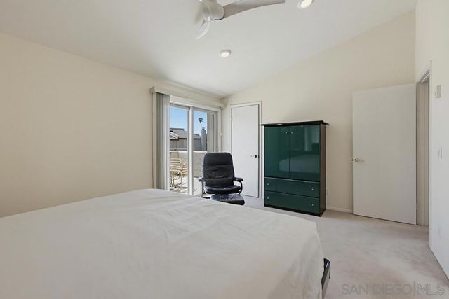 8982 Caminito Verano, La Jolla, CA 92037