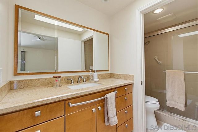 8982 Caminito Verano, La Jolla, CA 92037