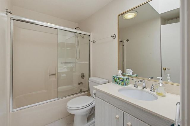 8982 Caminito Verano, La Jolla, CA 92037