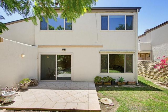 8982 Caminito Verano, La Jolla, CA 92037