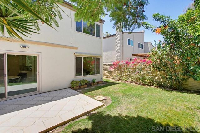 8982 Caminito Verano, La Jolla, CA 92037