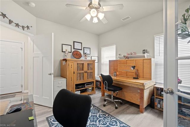 121 Blessing CIR, Suffolk, VA 23434