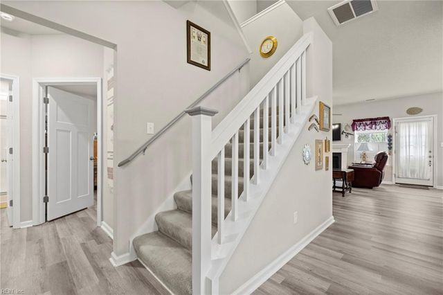 121 Blessing CIR, Suffolk, VA 23434