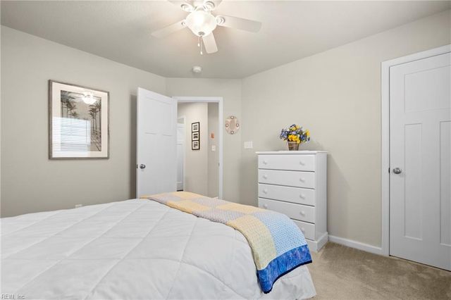 121 Blessing CIR, Suffolk, VA 23434