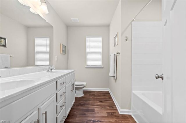 121 Blessing CIR, Suffolk, VA 23434
