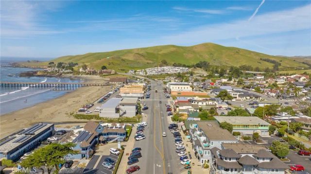77 N Ocean Avenue 12, Cayucos, CA 93430