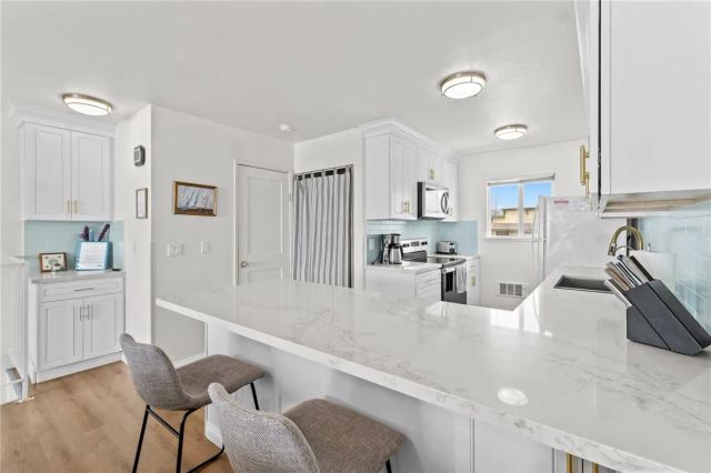 77 N Ocean Avenue 12, Cayucos, CA 93430