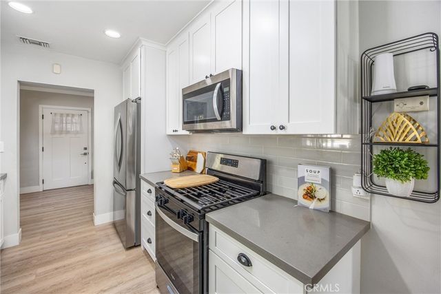 1760 W 9th, Pomona, CA 91766
