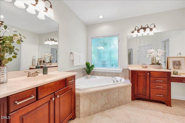580 Christopher Drive, Clayton, NC 27520