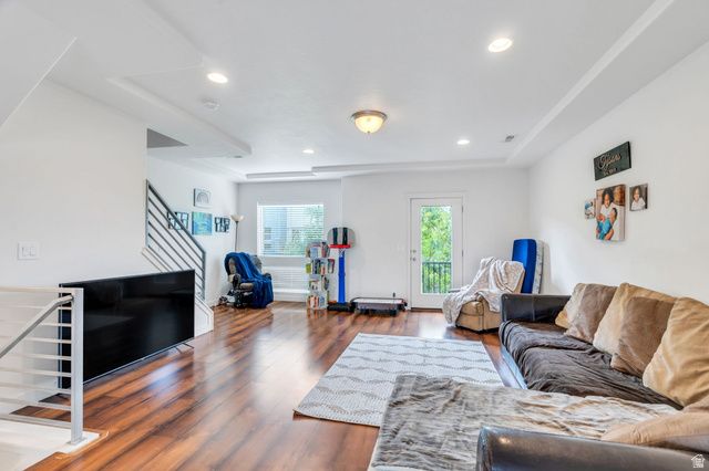 12 W GILBRIDE AVE, Murray, UT 84107