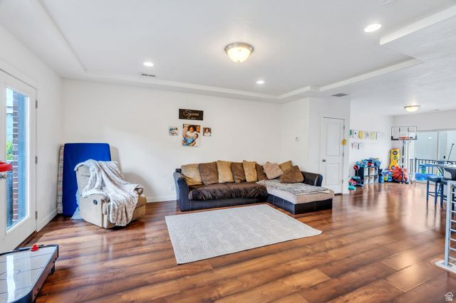 12 W GILBRIDE AVE, Murray, UT 84107
