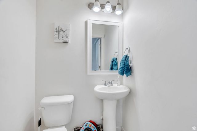 12 W GILBRIDE AVE, Murray, UT 84107