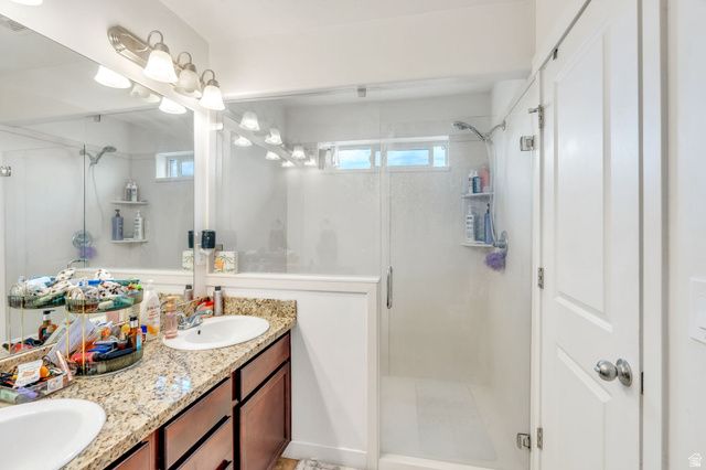 12 W GILBRIDE AVE, Murray, UT 84107