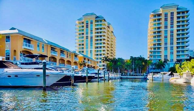 625 Casa Loma Boulevard 207, Boynton Beach, FL 33435
