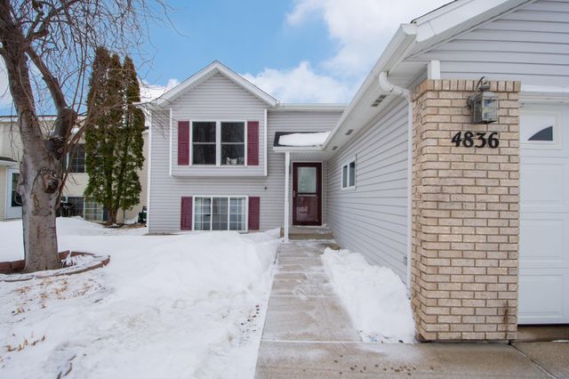 4836 9th Avenue S, Fargo, ND 58103