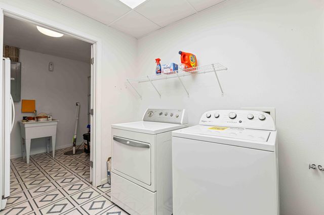 4836 9th Avenue S, Fargo, ND 58103