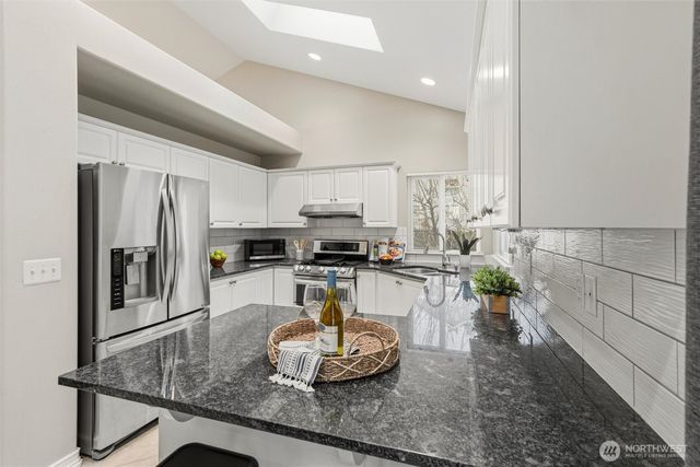 20728 Staffordshire Lane, Poulsbo, WA 98370