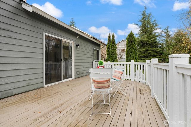 20728 Staffordshire Lane, Poulsbo, WA 98370