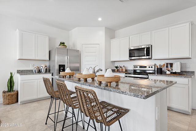 18807 E LUZON Drive, Gold Canyon, AZ 85118