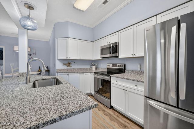 123 Longstreet Drive Apt 101, Wilmington, NC 28412