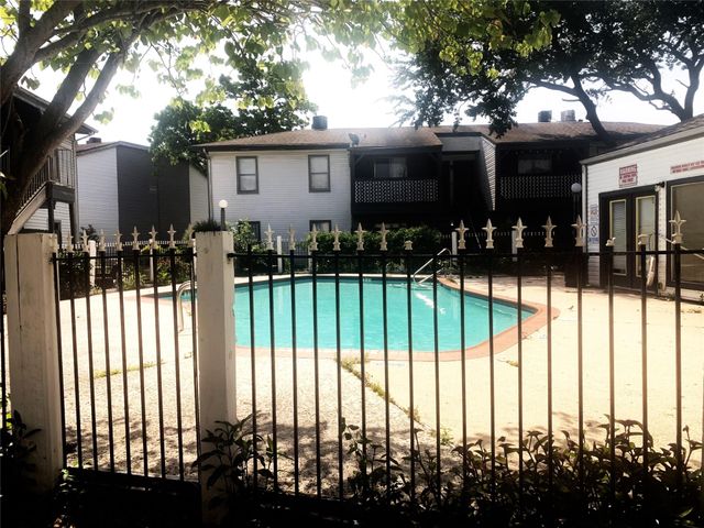7200 Clarewood Drive 1904, Houston, TX 77036