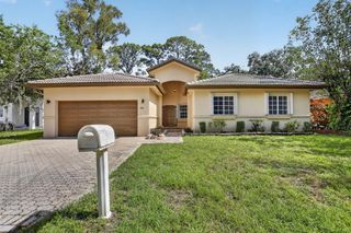 1445 SW 11th Place, Fort Lauderdale, FL 33315