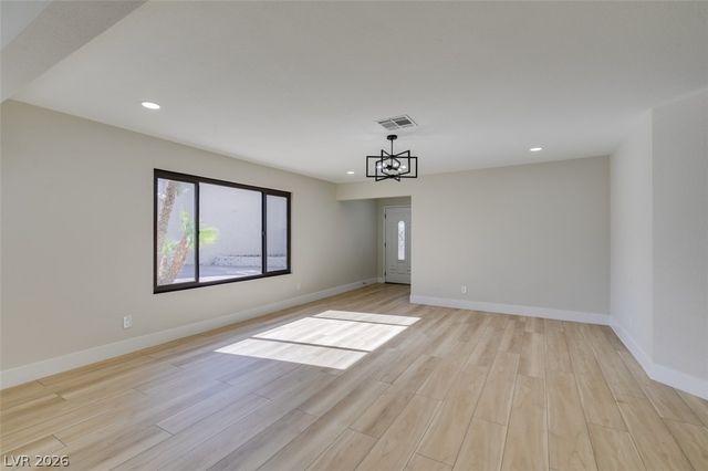5836 Cinnabar Avenue, Las Vegas, NV 89110