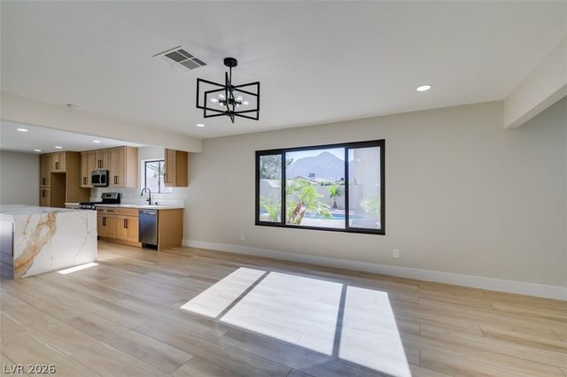 5836 Cinnabar Avenue, Las Vegas, NV 89110