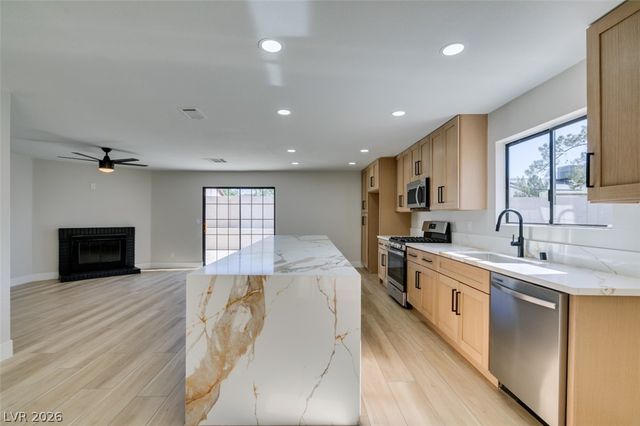 5836 Cinnabar Avenue, Las Vegas, NV 89110