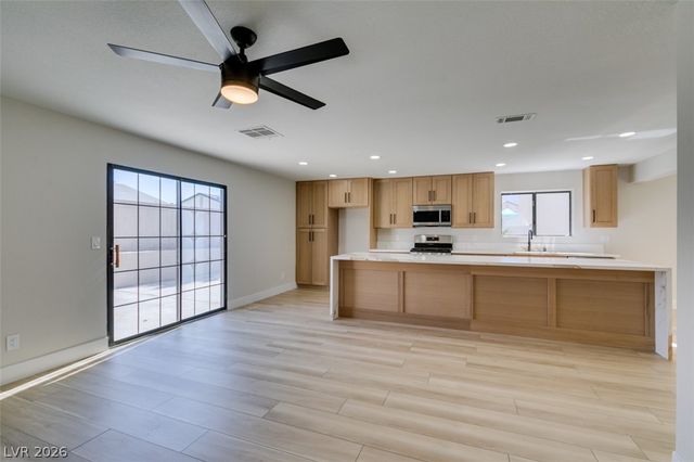 5836 Cinnabar Avenue, Las Vegas, NV 89110