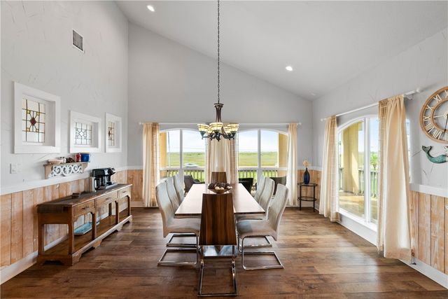 158 Beach View, Port Aransas, TX 78373