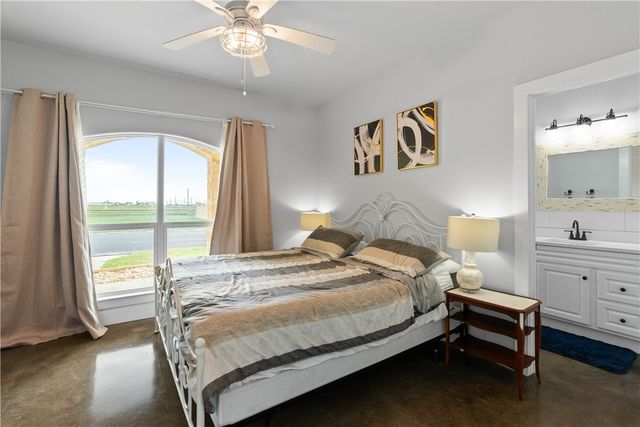 158 Beach View, Port Aransas, TX 78373