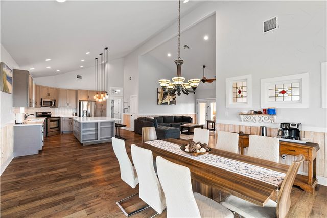 158 Beach View, Port Aransas, TX 78373