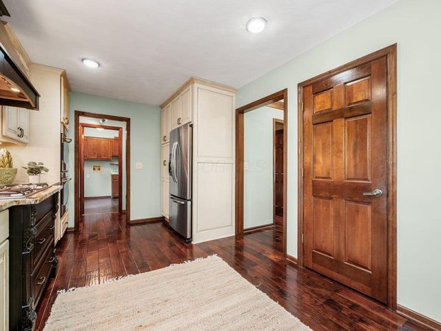 613 Valley Wood Court, Westerville, OH 43081