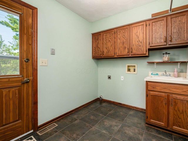 613 Valley Wood Court, Westerville, OH 43081
