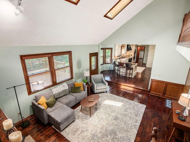 613 Valley Wood Court, Westerville, OH 43081