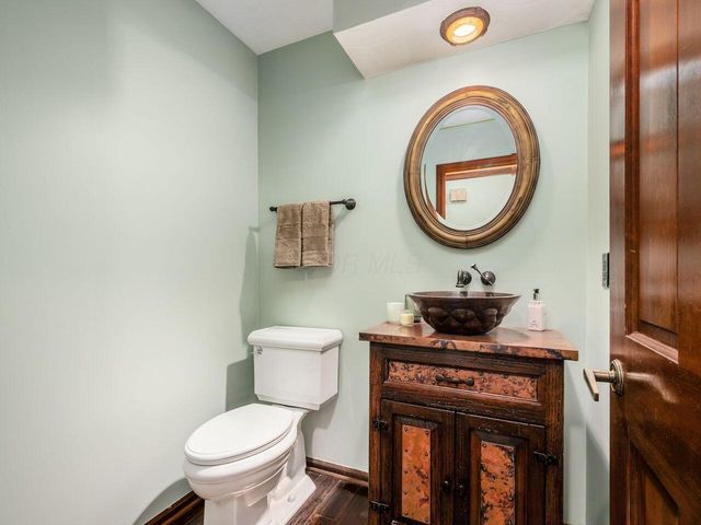 613 Valley Wood Court, Westerville, OH 43081
