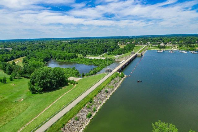 613 Valley Wood Court, Westerville, OH 43081