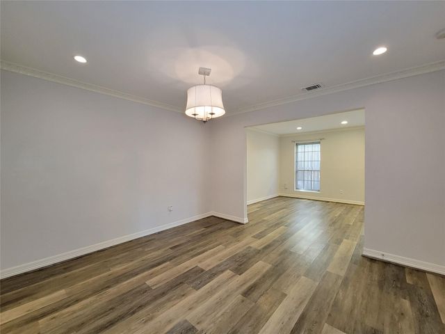 6302 1st Street, Bellaire, TX 77401