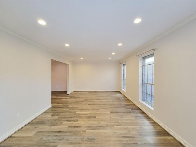 6302 1st Street, Bellaire, TX 77401