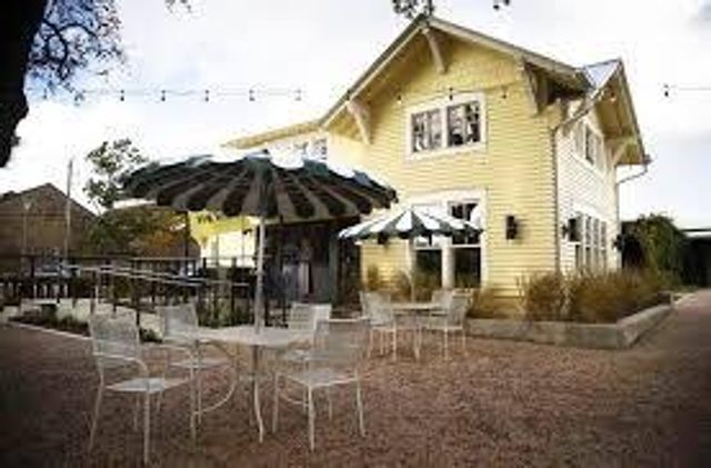 6302 1st Street, Bellaire, TX 77401